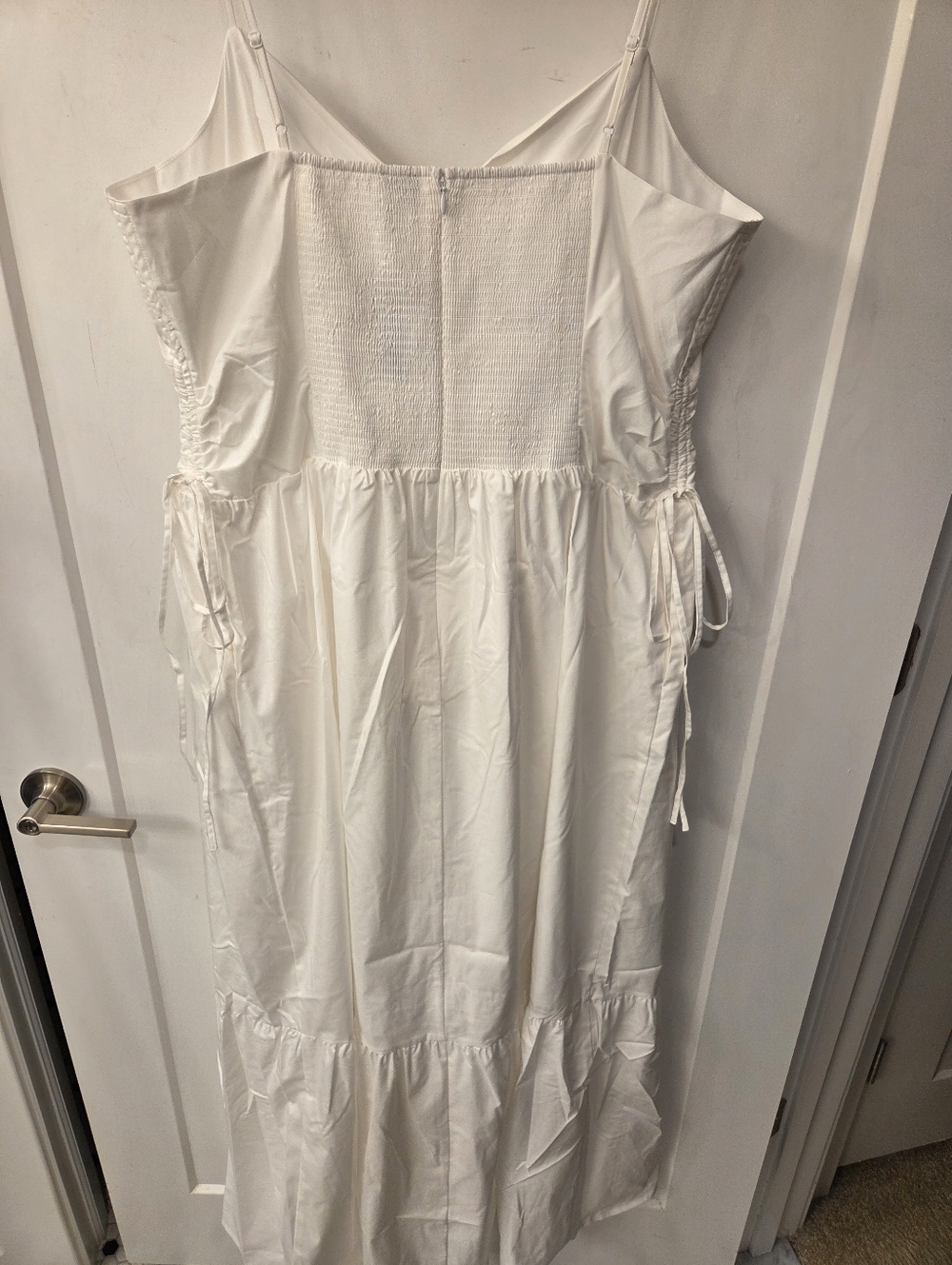 NWT - Express V-Neck Ruched Side Tie Smocked Back Bodice Midi Dress - Size XL - Picture 6 of 16